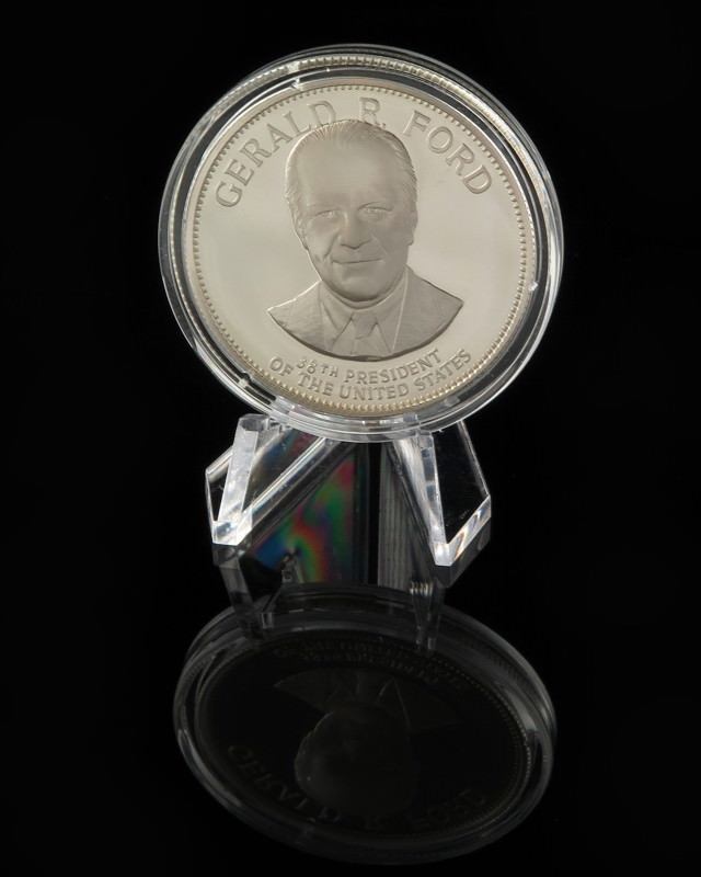 Franklin Mint Sterling Silver Mini-Ingot 1974 GERALD FORD Takes Oath of Office 